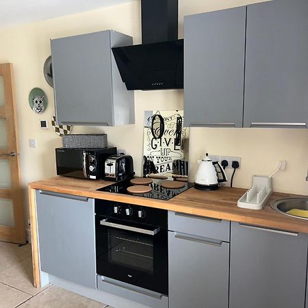 Claverley Hideaway Apartment Bridgnorth Wolverhampton Esterno foto